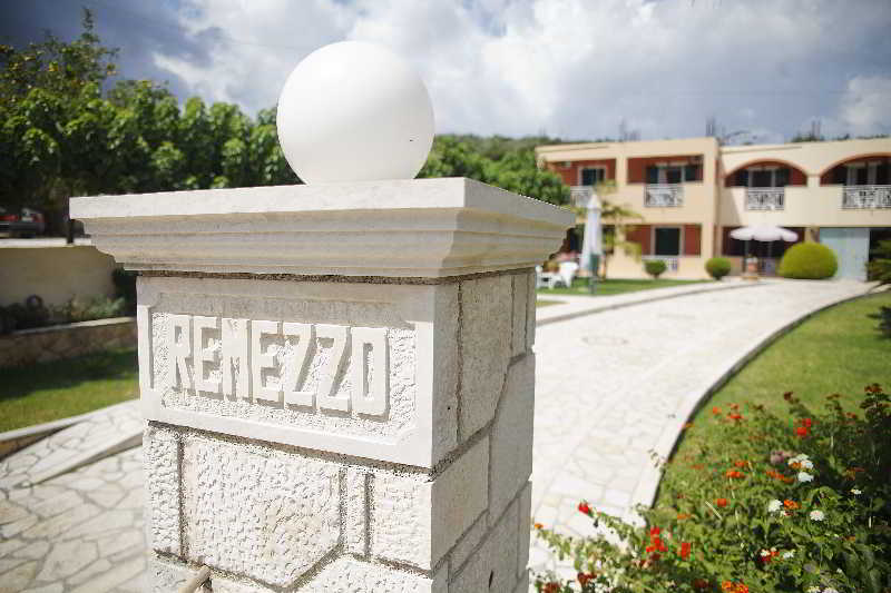 Remezzo & Appart hôtel Amoudi